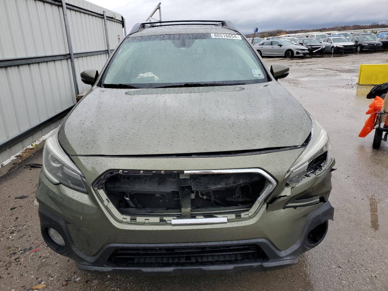 2018 Subaru Outback VIN 4S4BSANC7J3393809 Copart auction photo, front end damage thumbnail 5