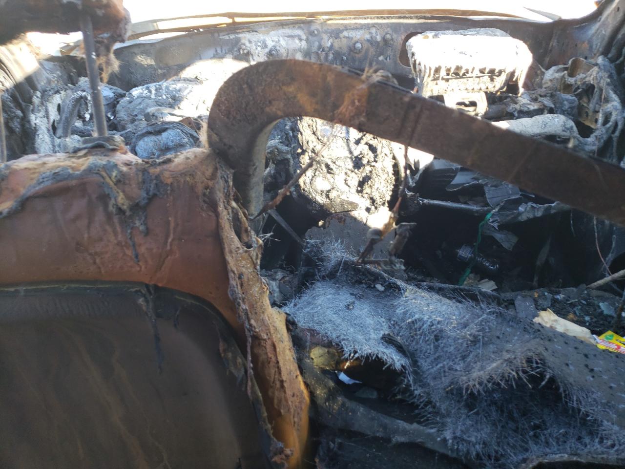 2012 KIA Soul VIN KNDJT2A60C7441200 Copart auction photo, burn damage thumbnail 8