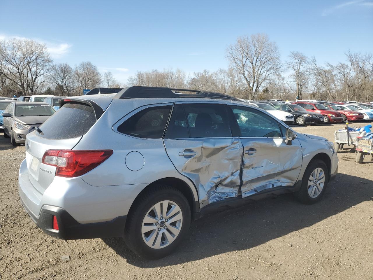 2018 Subaru Outback VIN 4S4BSAFC2J3360974 Copart auction photo, rollover damage thumbnail 3