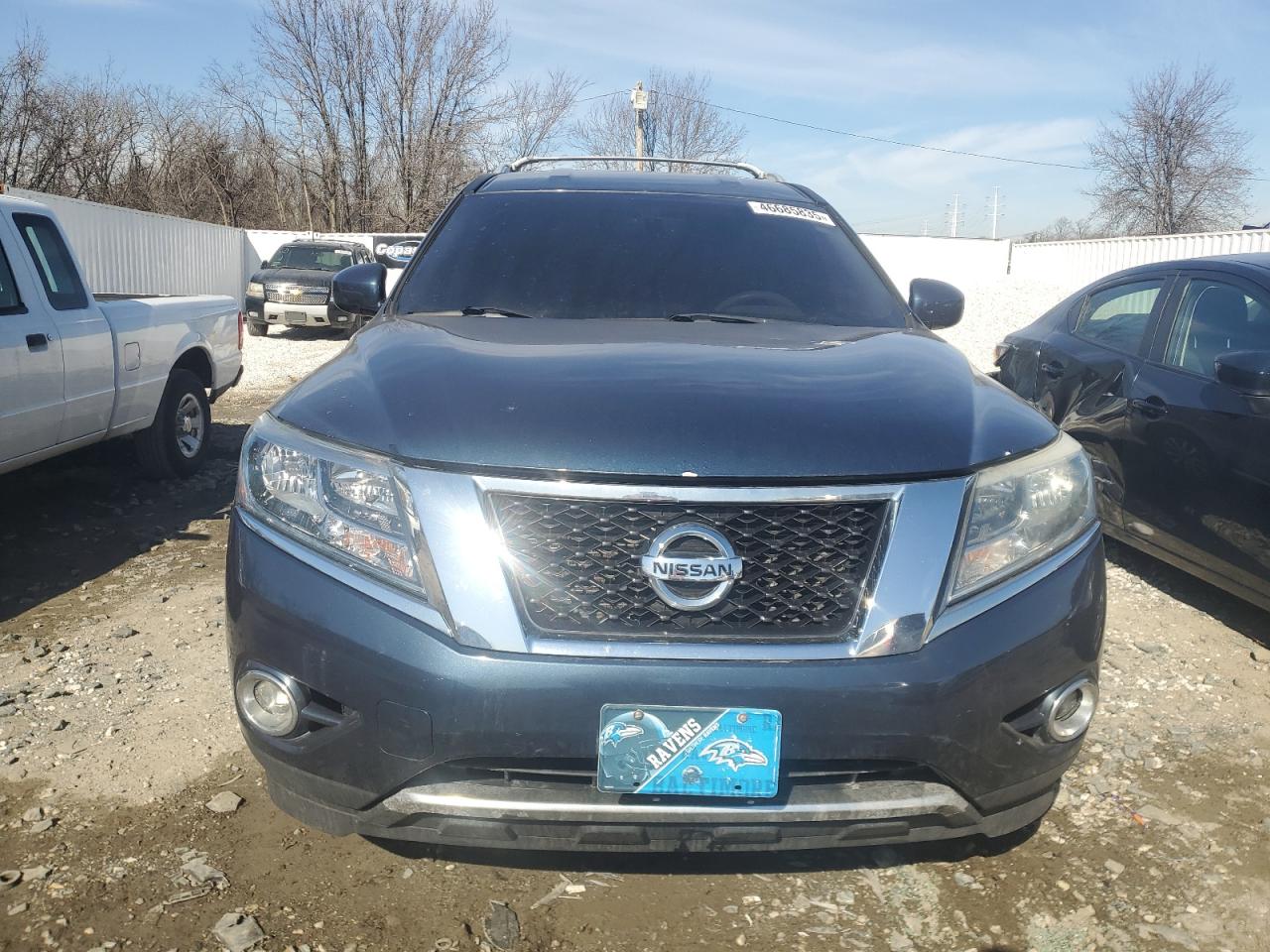 2013 Nissan Pathfinder VIN 5N1AR2MM2DC616687 Copart auction photo, minor dent/scratches damage thumbnail 5