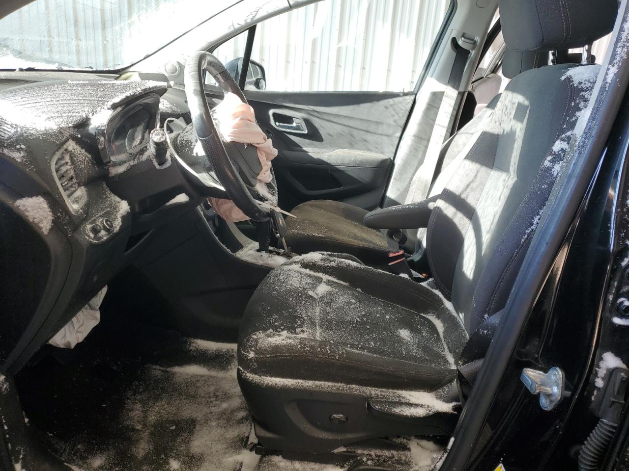 2019 Chevrolet Trax VIN 3GNCJKSB6KL367079 Copart auction photo, front end damage thumbnail 7