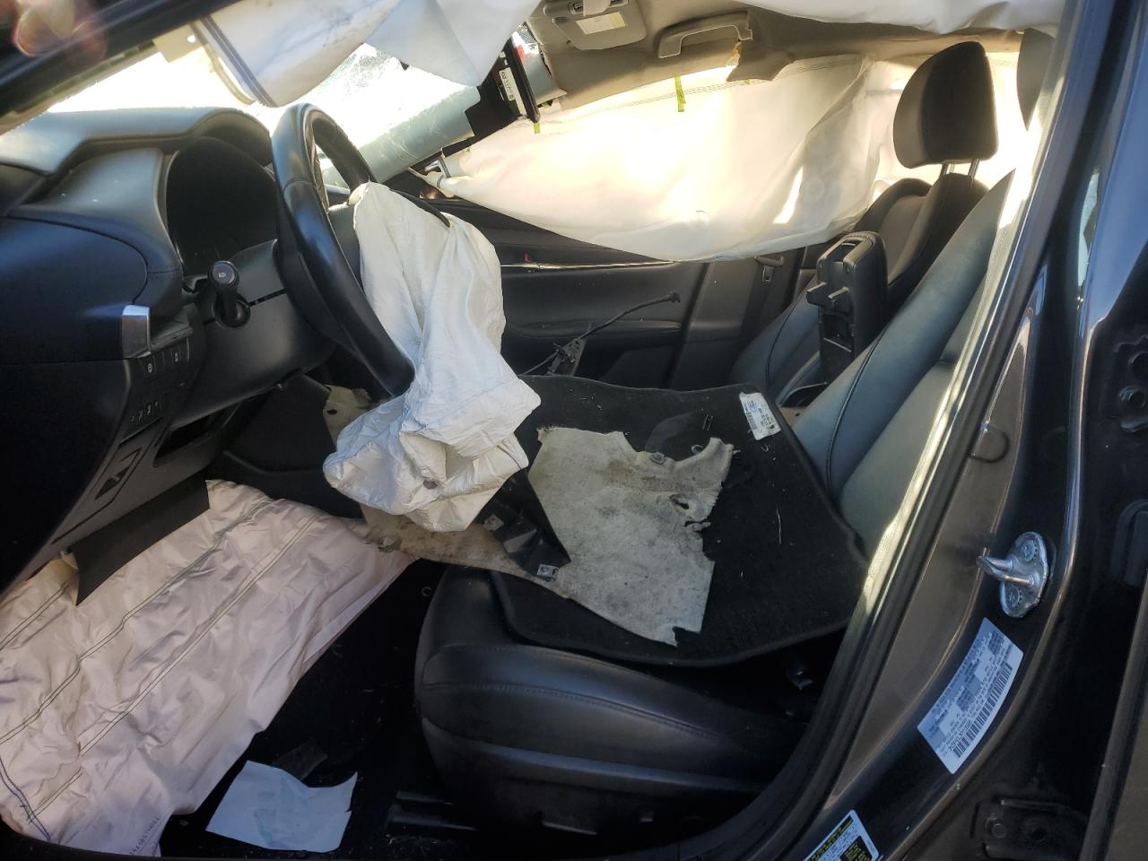 2019 Mazda 3 VIN 3MZBPADL3KM106986 Copart auction photo, side / front end damage thumbnail 7