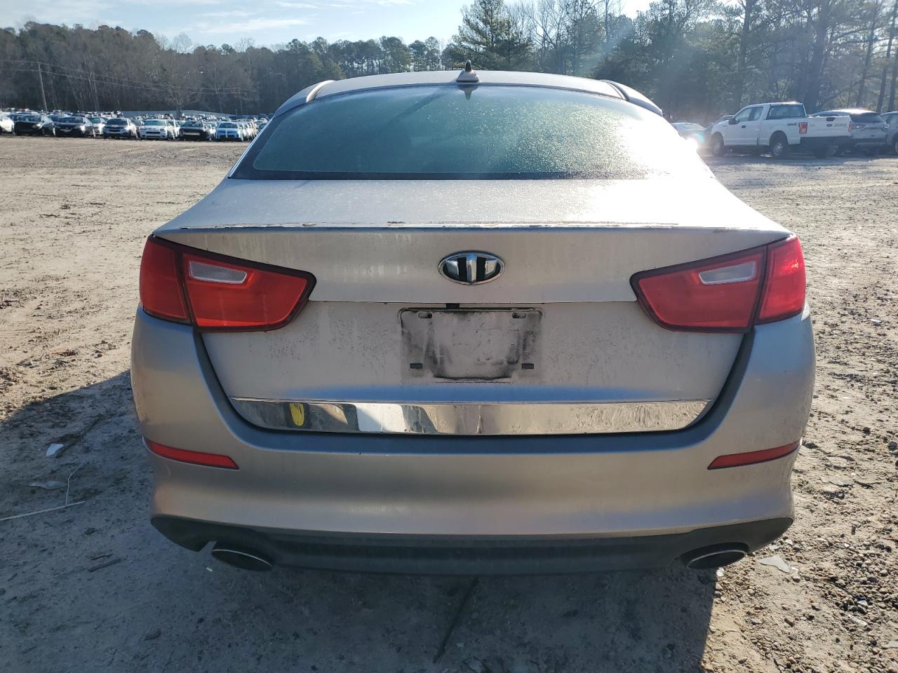 2015 KIA Optima VIN 5XXGM4A71FG483351 Copart auction photo, front end damage thumbnail 6