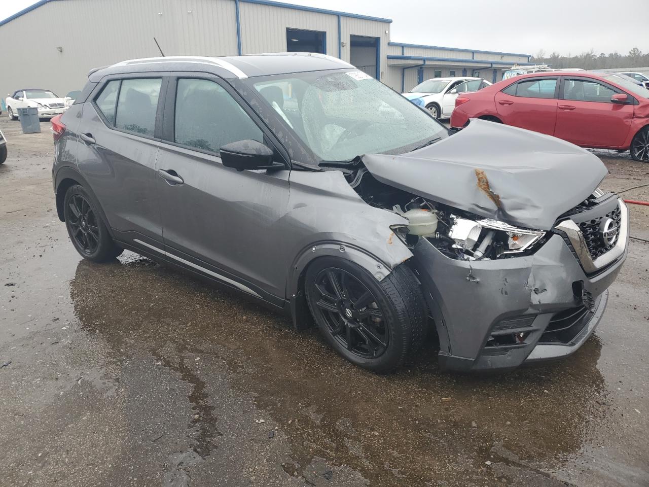 2020 Nissan Kicks VIN 3N1CP5DV5LL577368 Copart auction photo, front end damage thumbnail 4