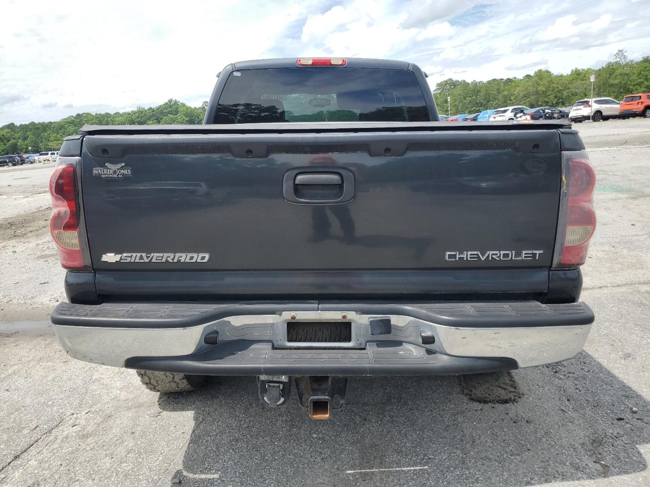 2005 Chevrolet Silverado VIN 1GCEK19Z25Z228463 Copart auction photo, front end / side damage thumbnail 6