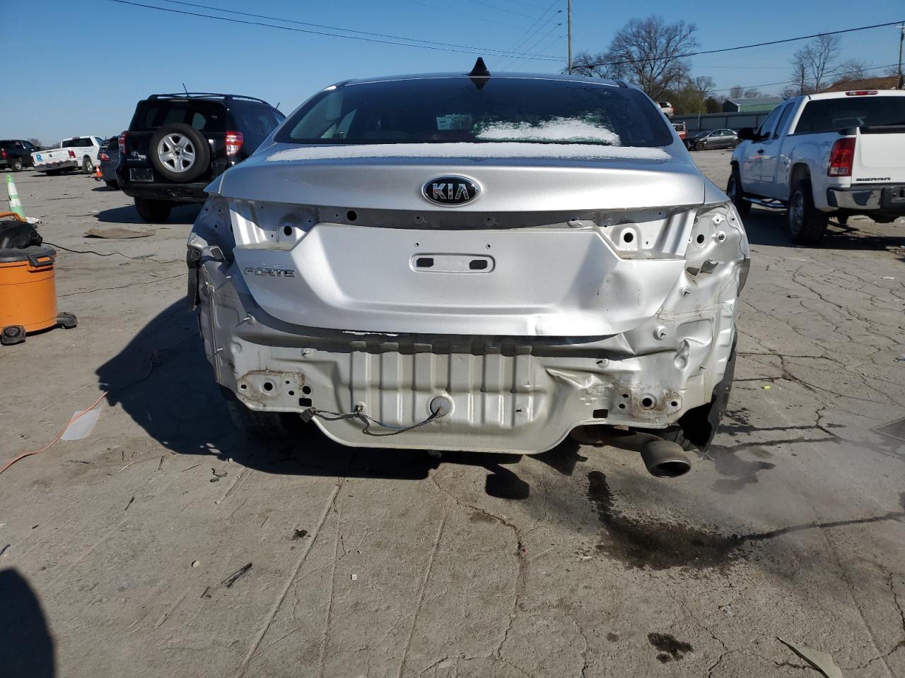 2021 KIA Forte VIN 3KPF24AD9ME333677 Copart auction photo, rear end / front end damage thumbnail 6