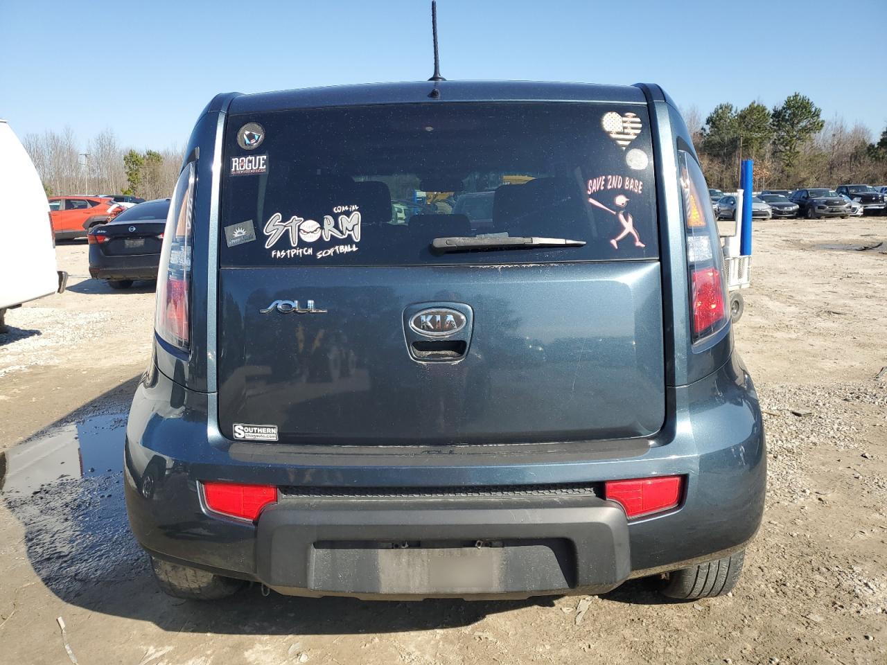 2011 KIA Soul VIN KNDJT2A27B7312785 Copart auction photo, front end / minor dent/scratches damage thumbnail 6
