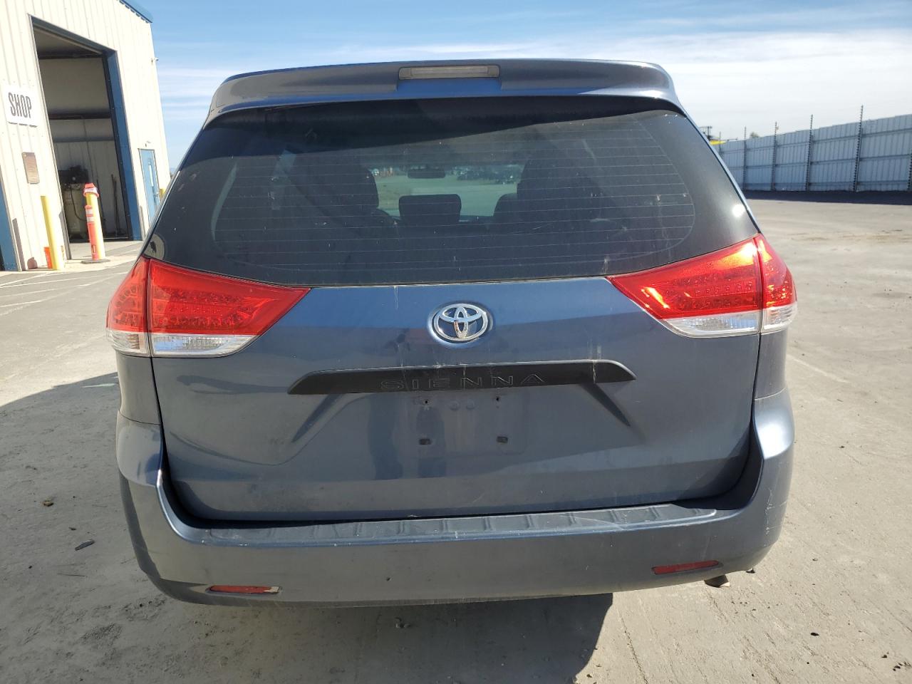 2014 Toyota Sienna VIN 5TDZK3DC7ES433651 Copart auction photo, undercarriage / front end damage thumbnail 6
