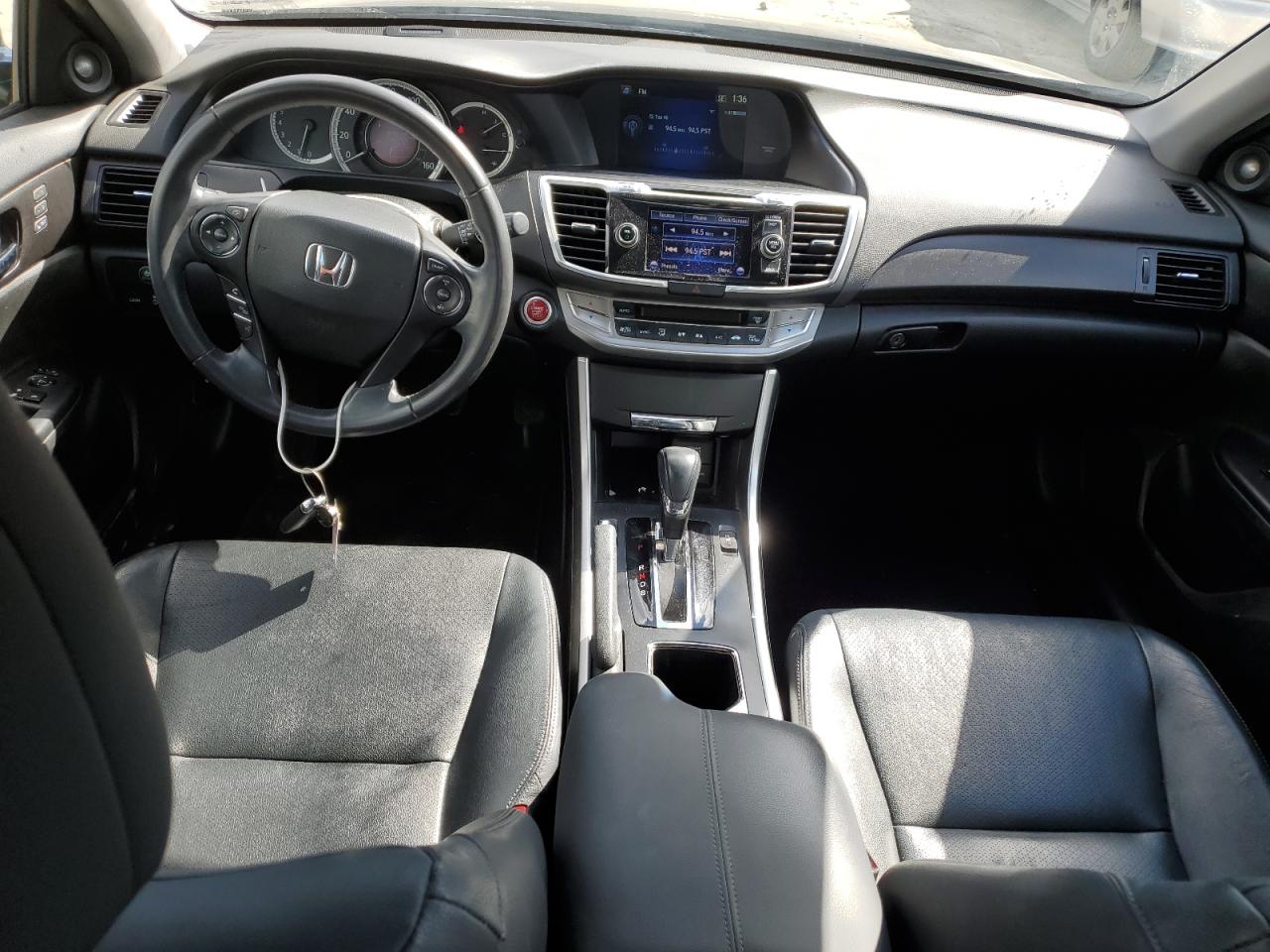 2013 Honda Accord VIN 1HGCR3F80DA024530 Copart auction photo, rear end / minor dent/scratches damage thumbnail 8