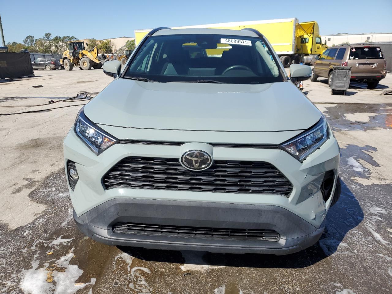 2019 Toyota RAV 4 VIN 2T3C1RFV7KW002540 Copart auction photo, side / front end damage thumbnail 5