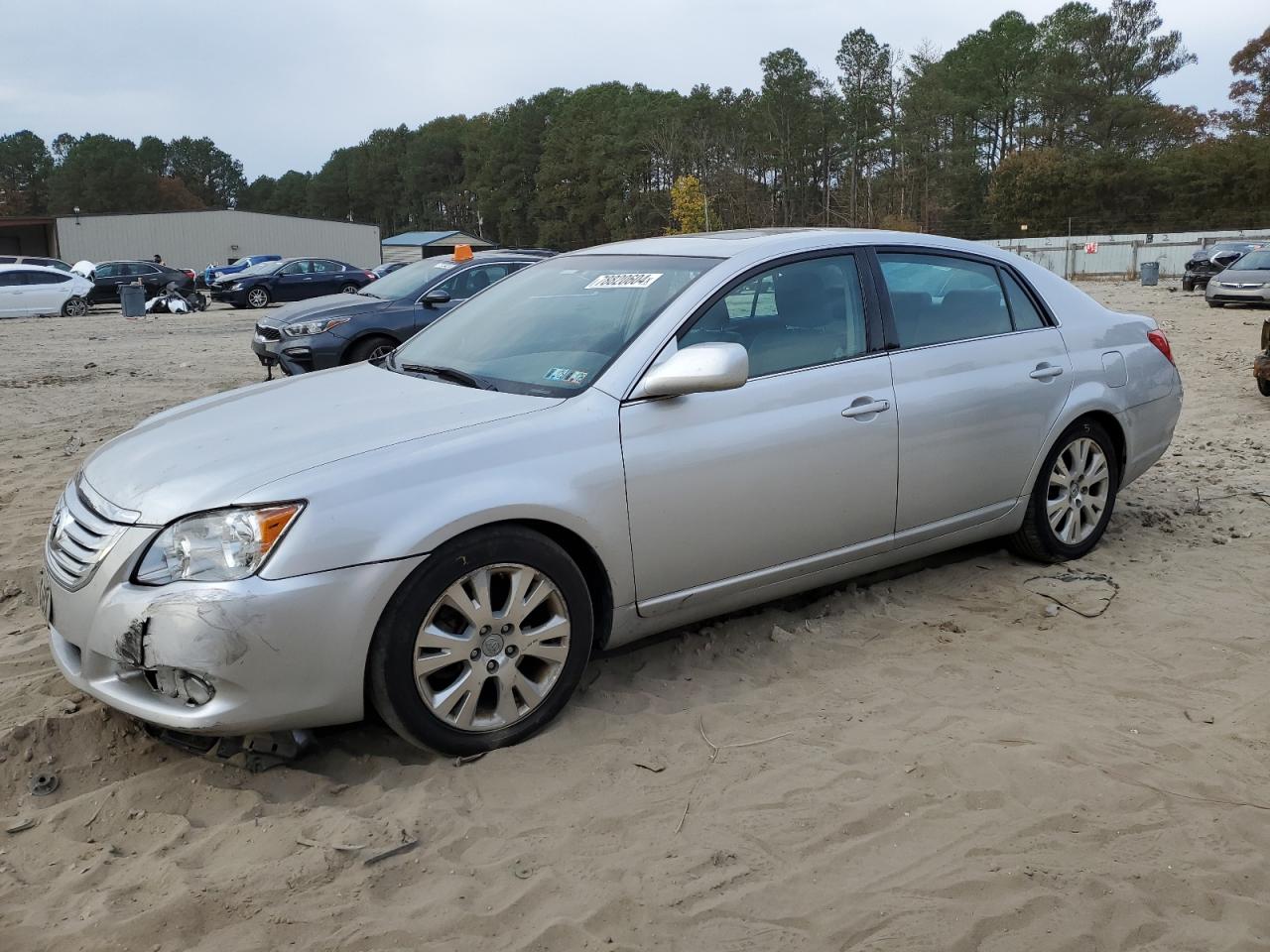2010 Toyota Avalon VIN 4T1BK3DB9AU370921