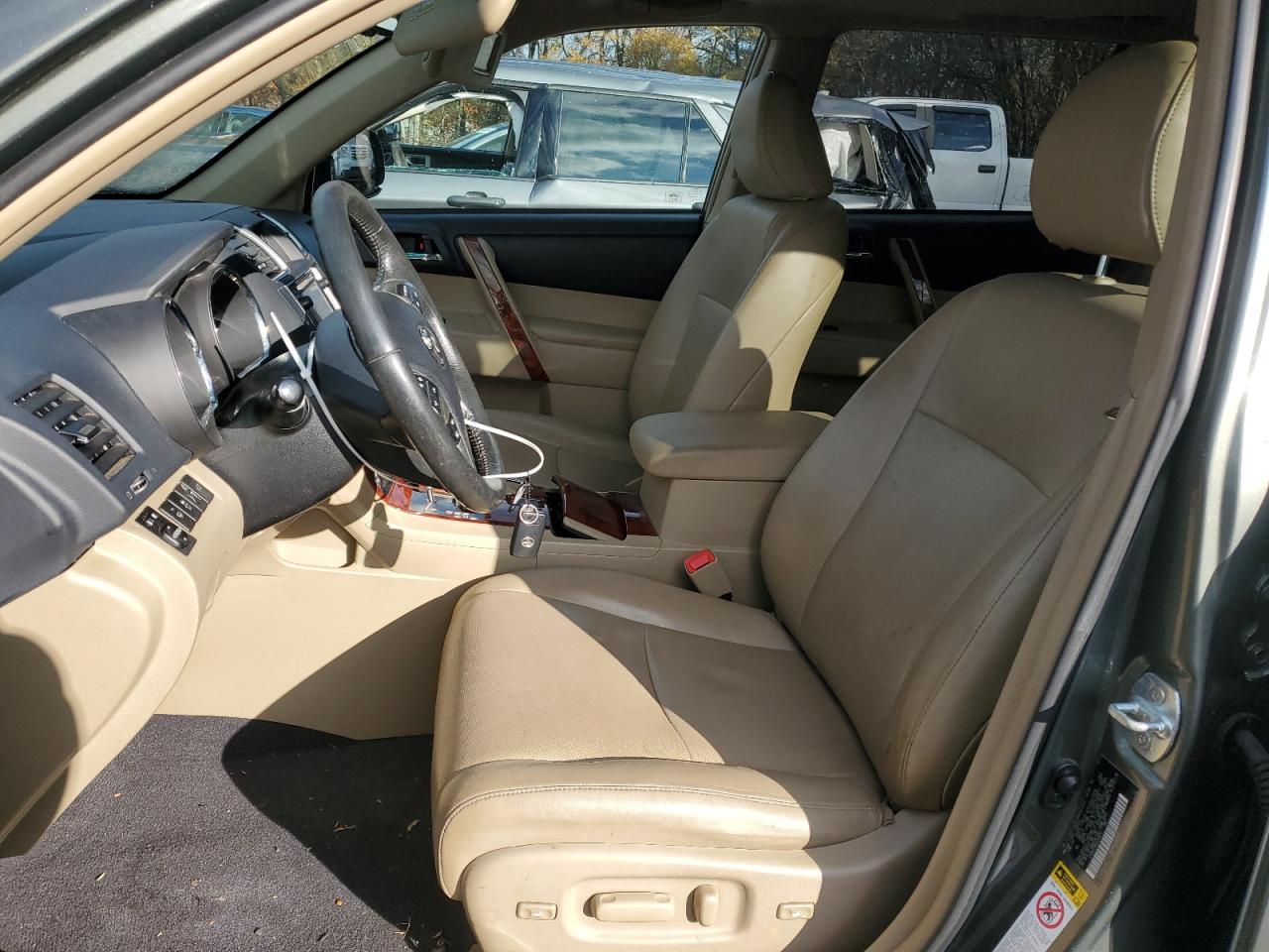 2013 Toyota Highlander VIN 5TDDK3EH0DS249817 Copart auction photo, front end damage thumbnail 7