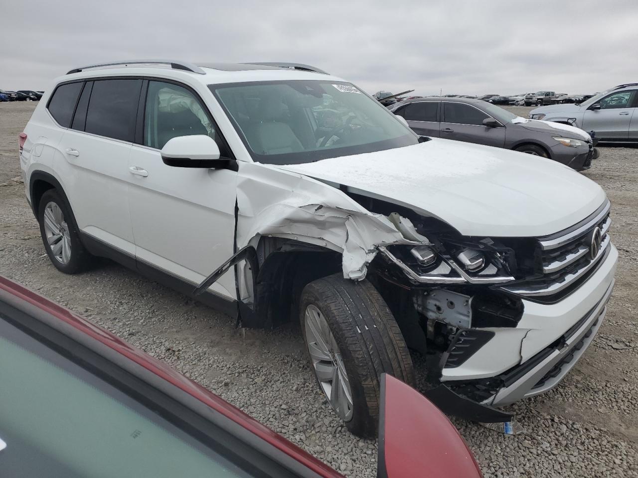 2021 Volkswagen Atlas VIN 1V2BR2CA2MC595550 Copart auction photo, front end / minor dent/scratches damage thumbnail 4