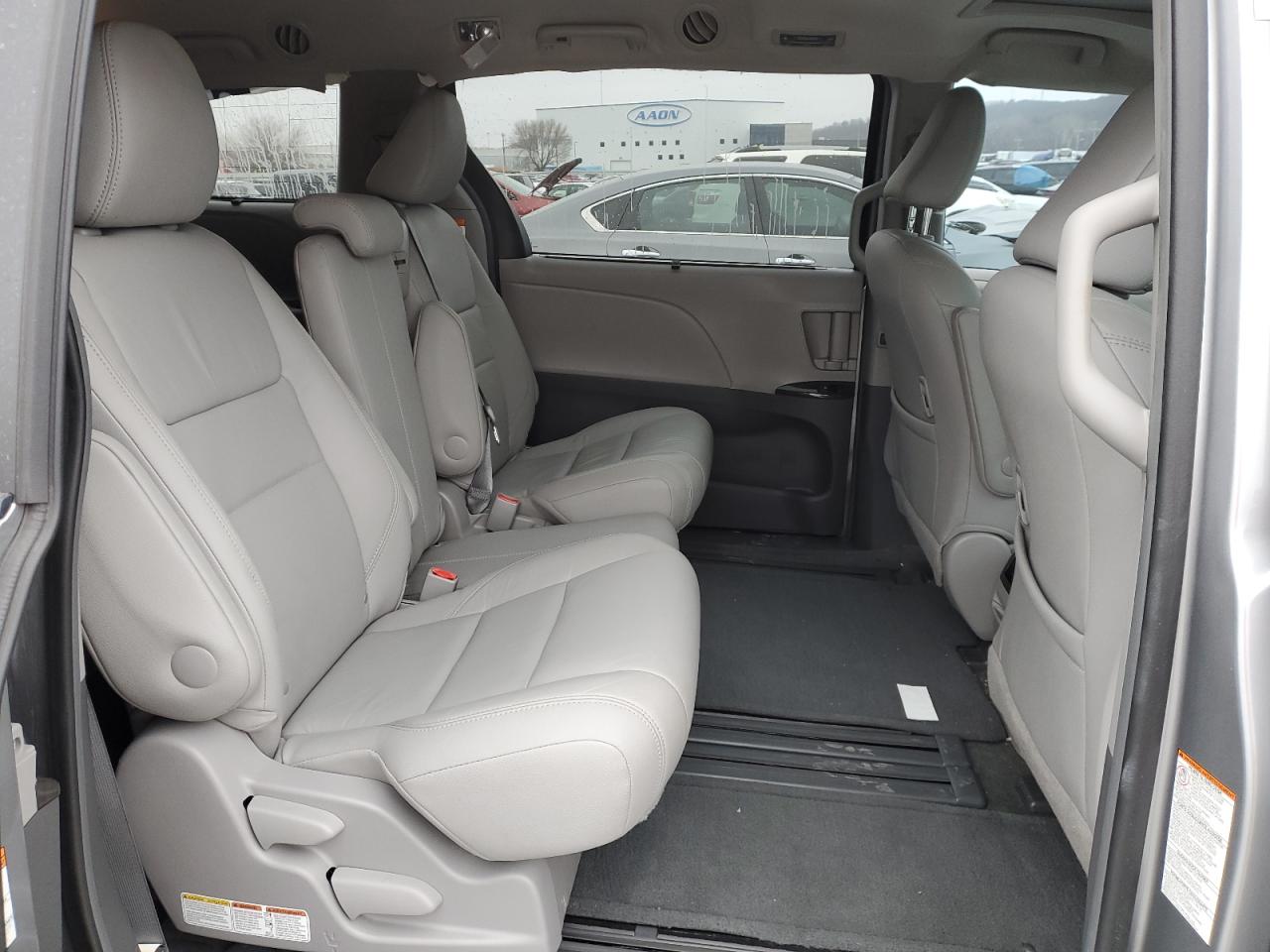 2017 Toyota Sienna VIN 5TDYZ3DC1HS841784 Copart auction photo, side / front end damage thumbnail 11