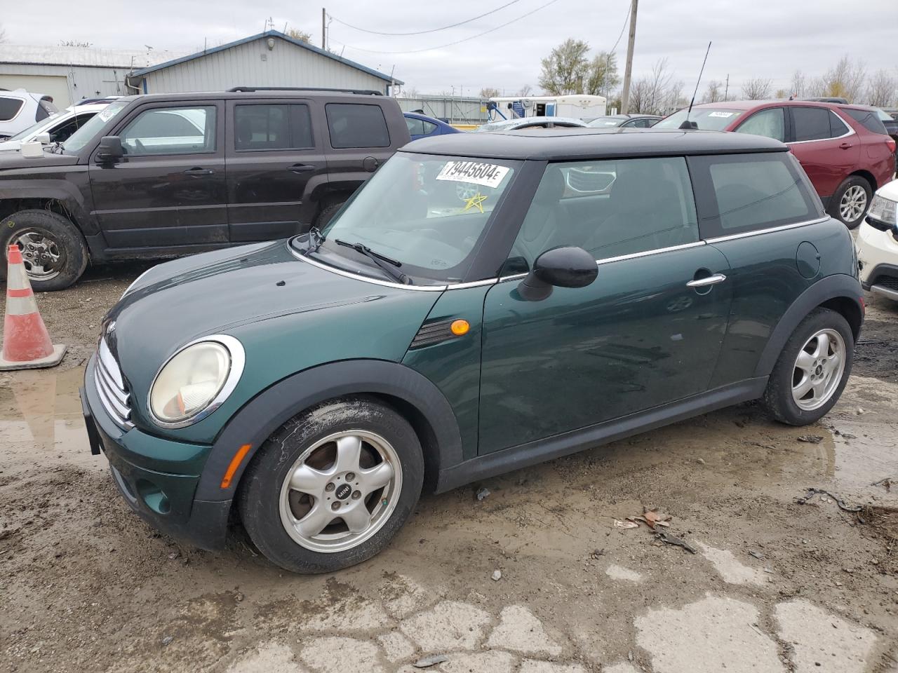 2010 MINI Cooper VIN WMWMF3C57ATZ23579