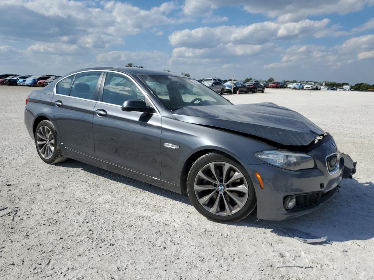 2016 BMW 5er VIN WBA5A5C52GD528923 Copart auction photo, front end damage thumbnail 4