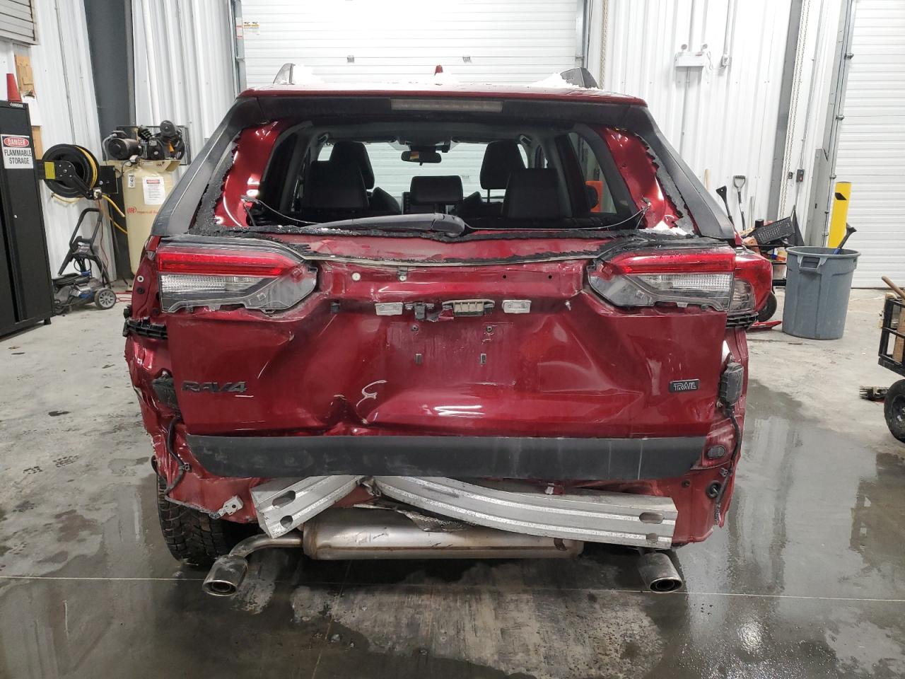 2021 Toyota RAV 4 VIN 2T3J1RFV9MW231733 Copart auction photo, rear end / minor dent/scratches damage thumbnail 6