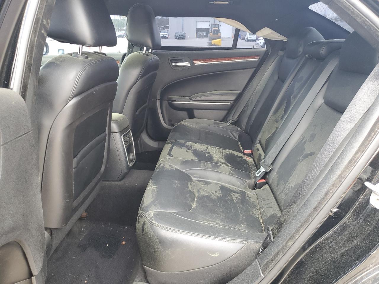 2014 Chrysler 300 VIN 2C3CCAAG7EH135893 Copart auction photo, side damage thumbnail 11