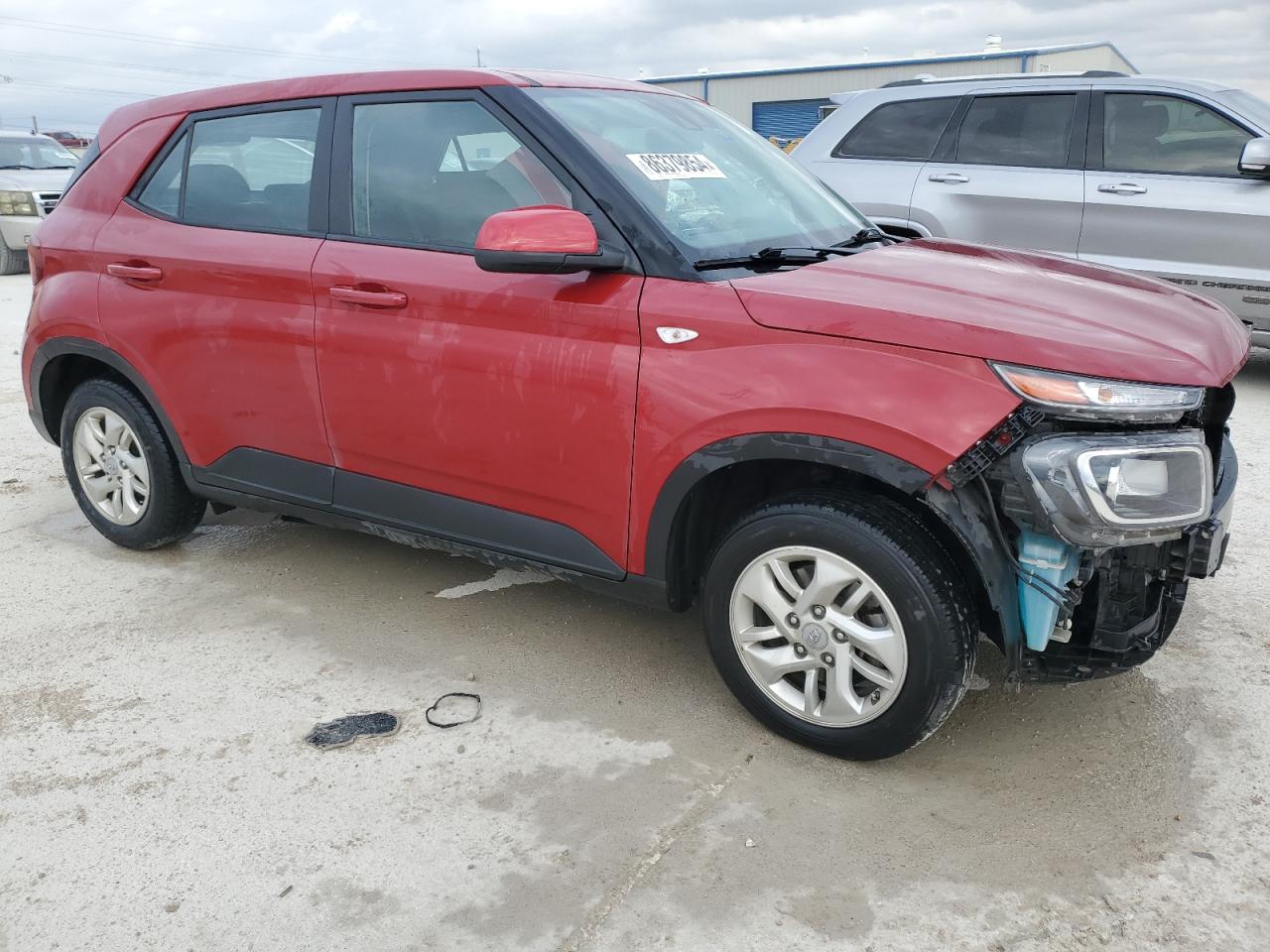2021 Hyundai Venue VIN KMHRB8A30MU089314 Copart auction photo, all over damage thumbnail 4