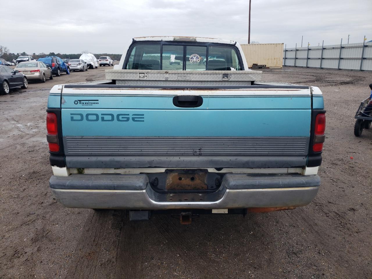 1996 Dodge RAM VIN 1B7HC16Y0TJ144353 Copart auction photo, all over damage thumbnail 6
