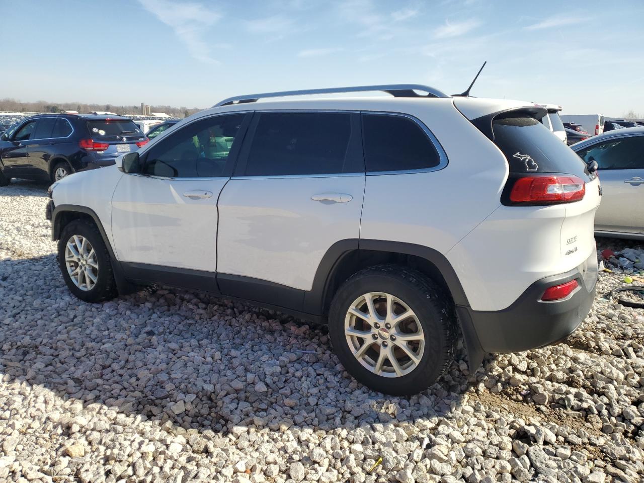2015 Jeep Grand Cherokee VIN 1C4PJMCB8FW515589 Copart auction photo, front end damage thumbnail 2