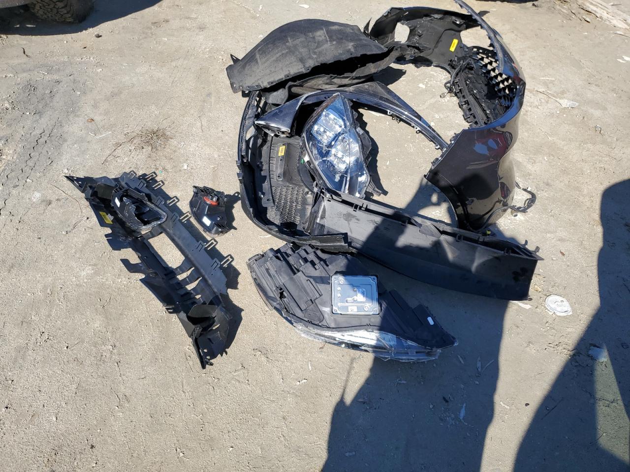 2020 Ford Escape VIN 1FMCU0DZ5LUC35254 Copart auction photo, front end damage thumbnail 12