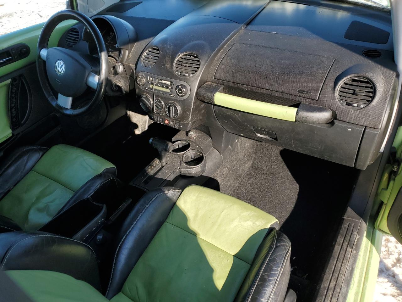 2003 Volkswagen Beetle VIN 3VWCD21C73M408547 Copart auction photo, all over damage thumbnail 8