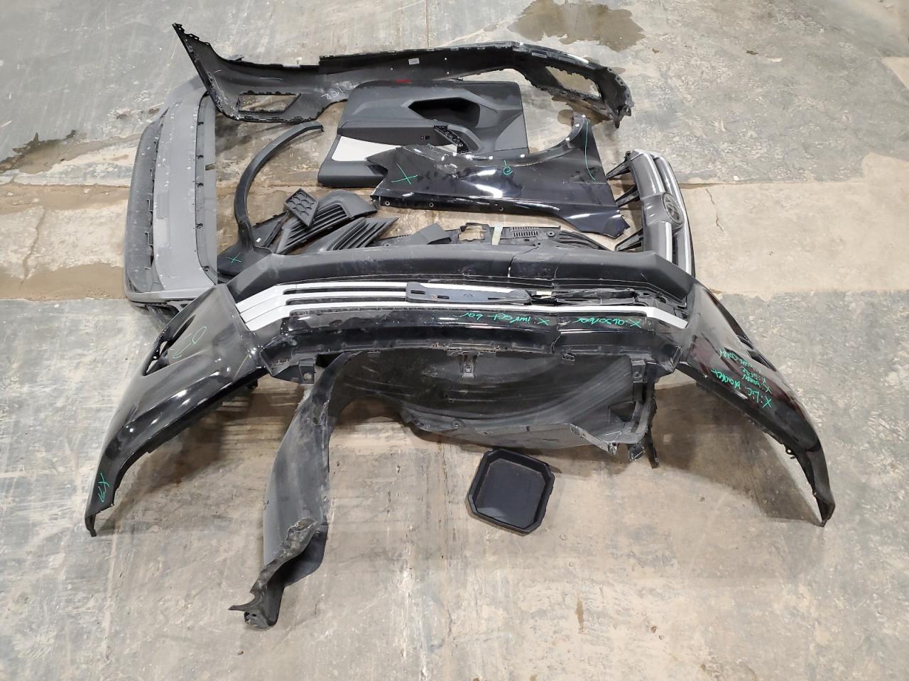 2018 Toyota Highlander VIN 5TDJZRFH2JS542078 Copart auction photo, front end damage thumbnail 13