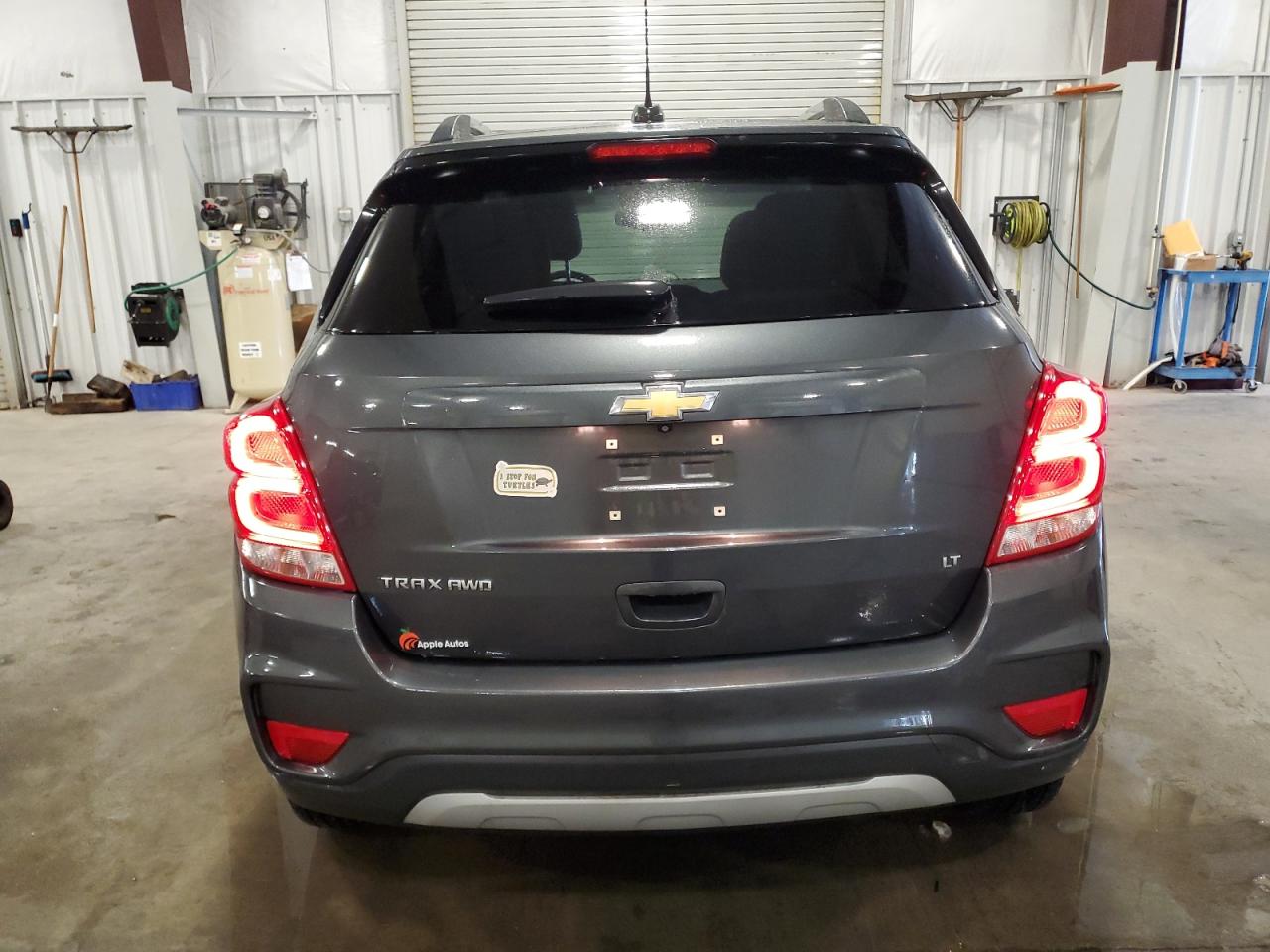 2020 Chevrolet Trax VIN 3GNCJPSB8LL123111 Copart auction photo, side / front end damage thumbnail 6