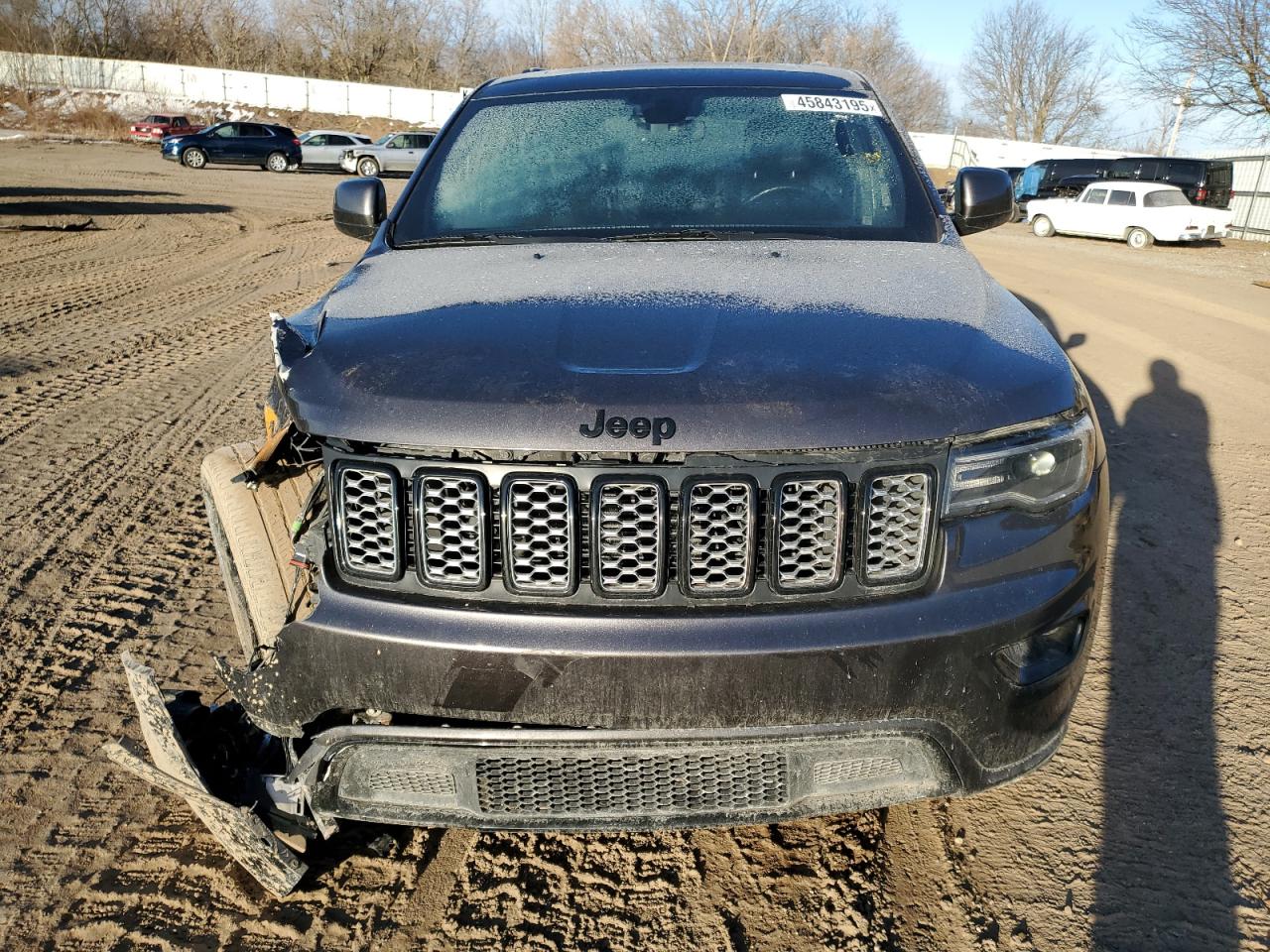 2020 Jeep Grand Cherokee VIN 1C4RJFAG5LC328195 Copart auction photo, front end / minor dent/scratches damage thumbnail 5