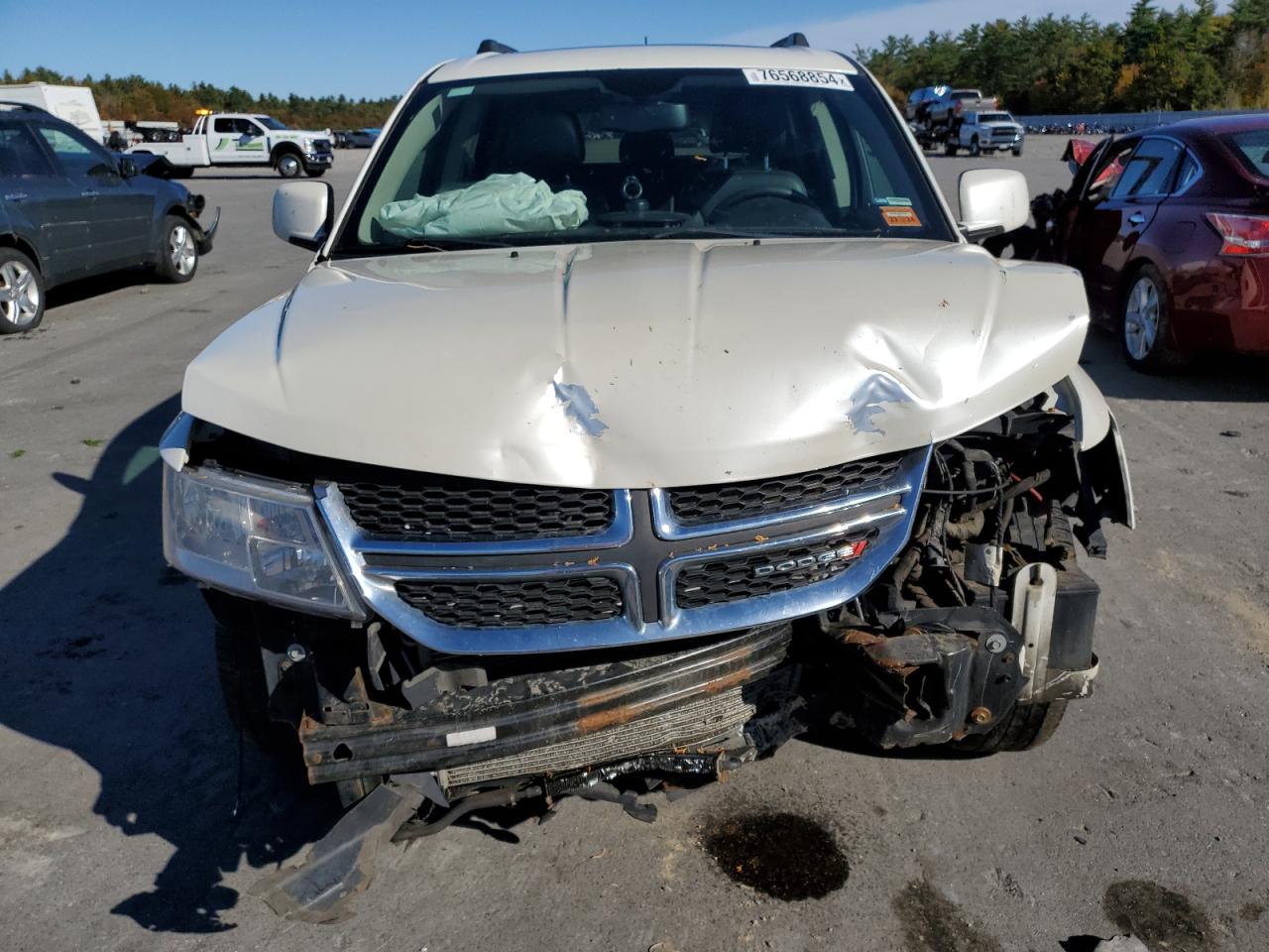 2014 Dodge Journey VIN 3C4PDDBG1ET104057 Copart auction photo, front end damage thumbnail 5