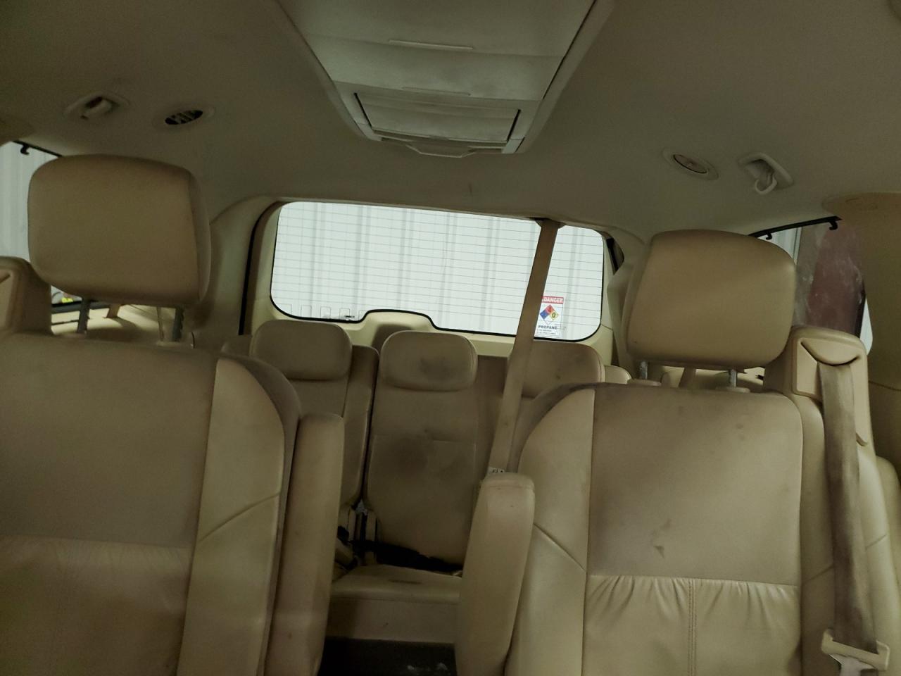 2010 Chrysler Town & Country VIN 2A4RR7DX5AR374344 Copart auction photo, all over / front end damage thumbnail 10