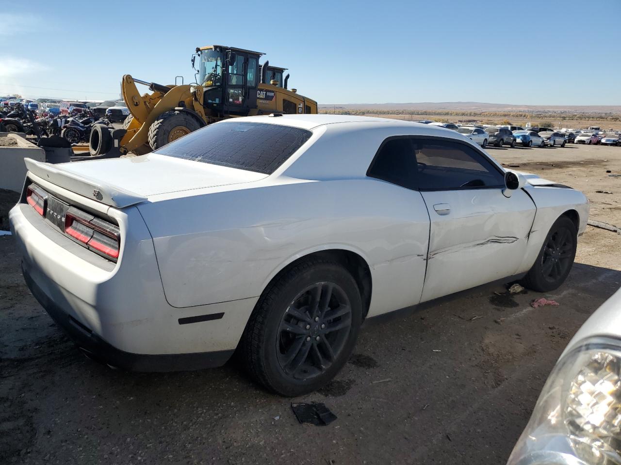 2019 Dodge Challenger VIN 2C3CDZGG0KH607303 Copart auction photo, front end / side damage thumbnail 3