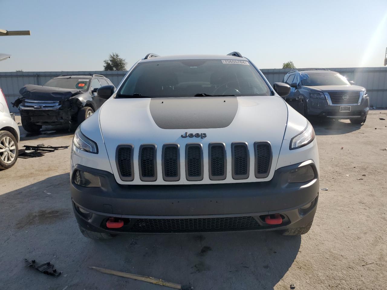 2016 Jeep Cherokee VIN 1C4PJMBS4GW109702 Copart auction photo, side damage thumbnail 5
