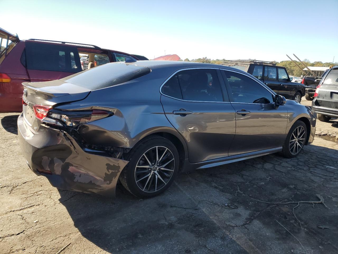 2022 Toyota Camry VIN 4T1G11AK9NU043037 Copart auction photo, rear end damage thumbnail 3