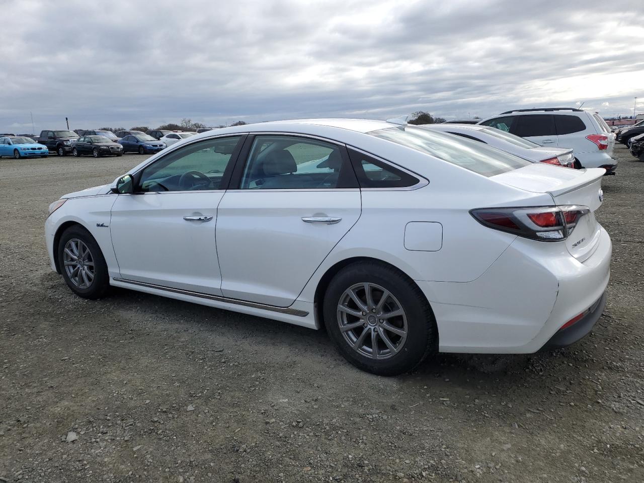 2017 Hyundai Sonata VIN KMHE24L18HA043496 Copart auction photo, minor dent/scratches damage thumbnail 2