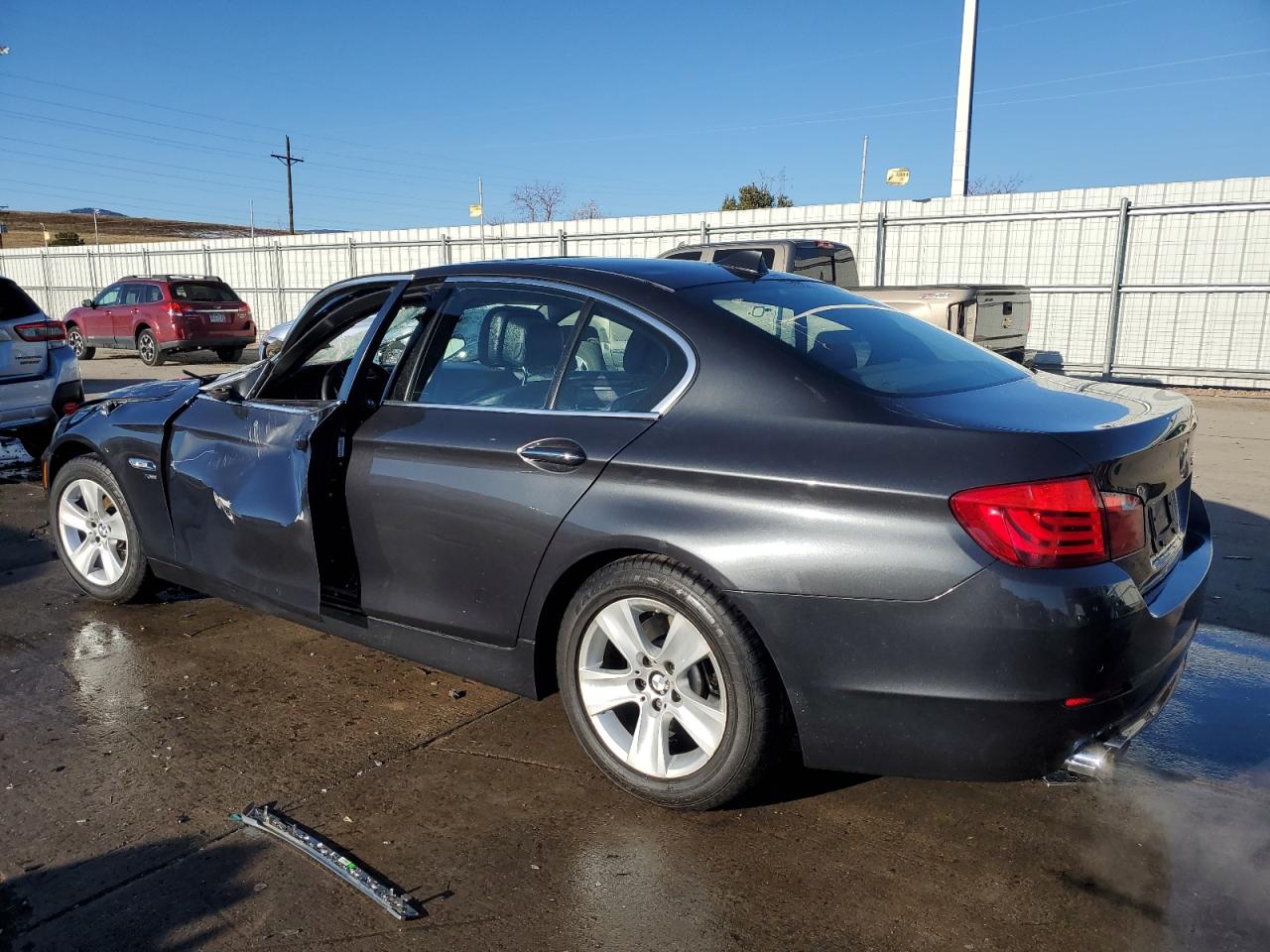 2012 BMW 5er VIN WBAXH5C58CDW07639 Copart auction photo, front end / side damage thumbnail 2