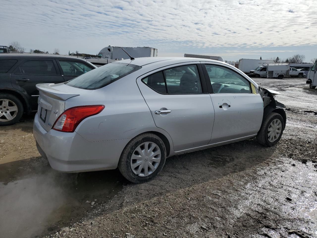 2015 Nissan Versa VIN 3N1CN7AP7FL839001 Copart auction photo, front end / side damage thumbnail 3