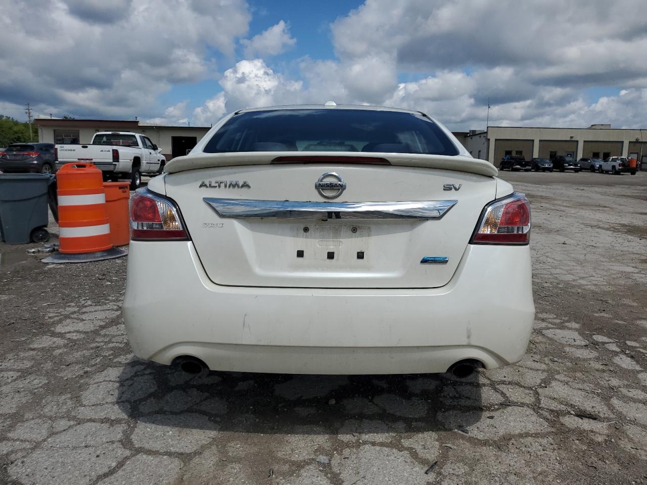 2014 Nissan Altima VIN 1N4AL3AP0EN218402 Copart auction photo, front end / minor dent/scratches damage thumbnail 6