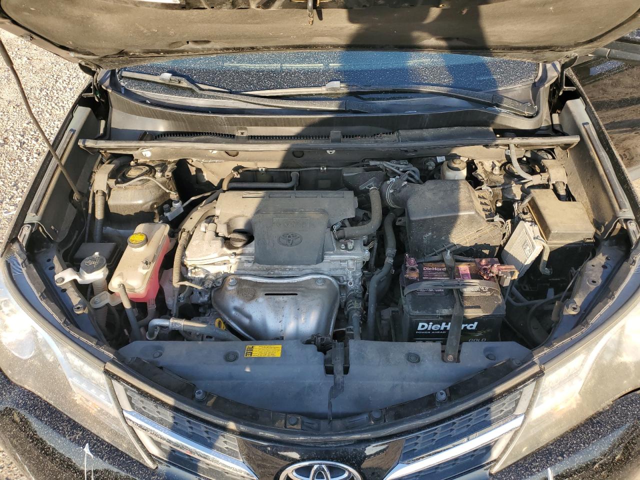 2015 Toyota RAV 4 VIN 2T3WFREV4FW195946 Copart auction photo, front end / side damage thumbnail 14