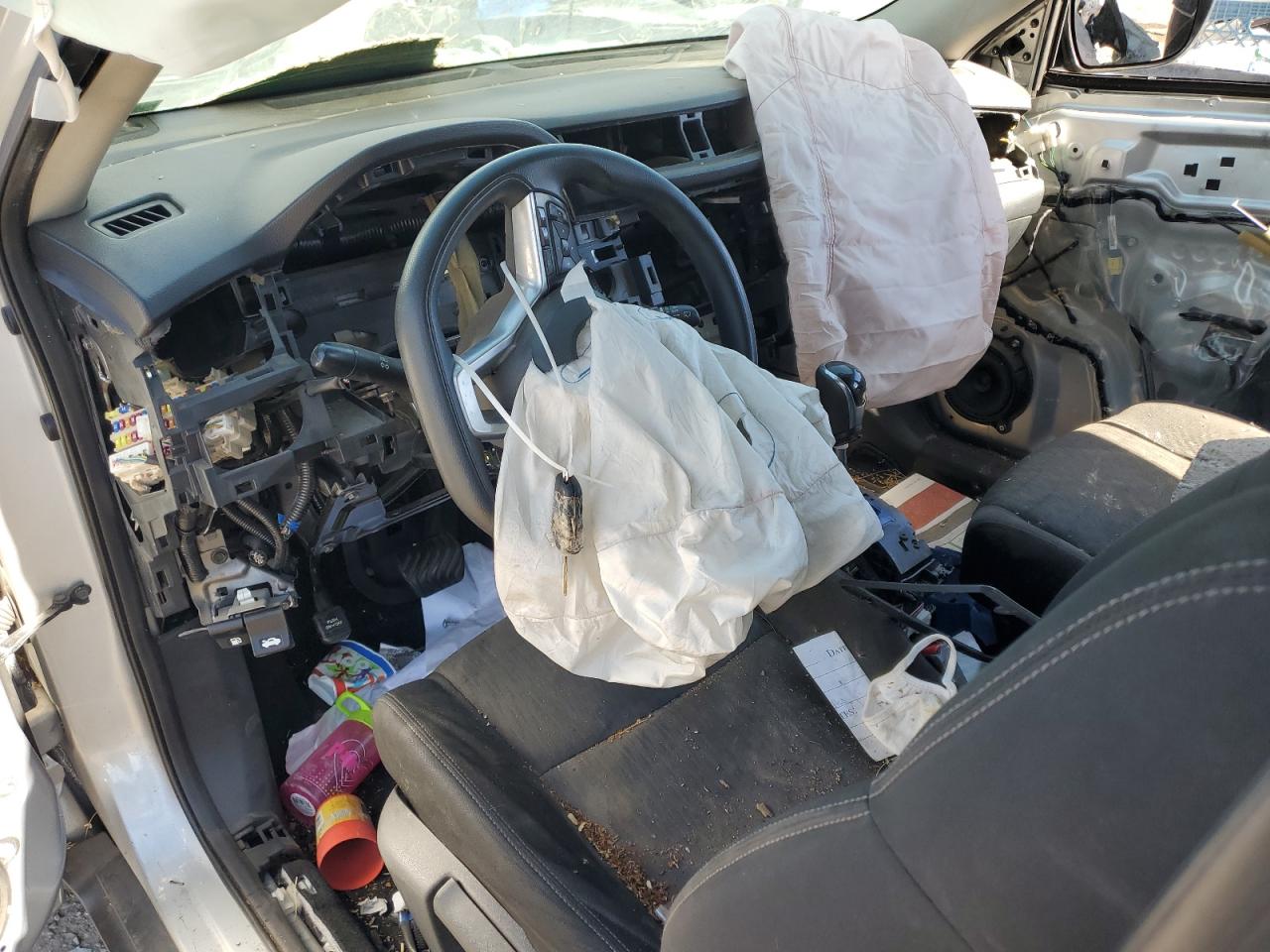 2017 Nissan Rogue VIN KNMAT2MTXHP555178 Copart auction photo, mechanical / front end damage thumbnail 8