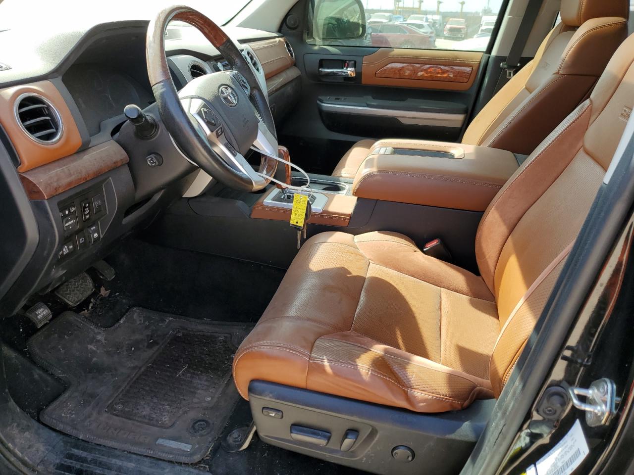 2019 Toyota Tundra VIN 5TFAY5F18KX805829 Copart auction photo, side / undercarriage damage thumbnail 7