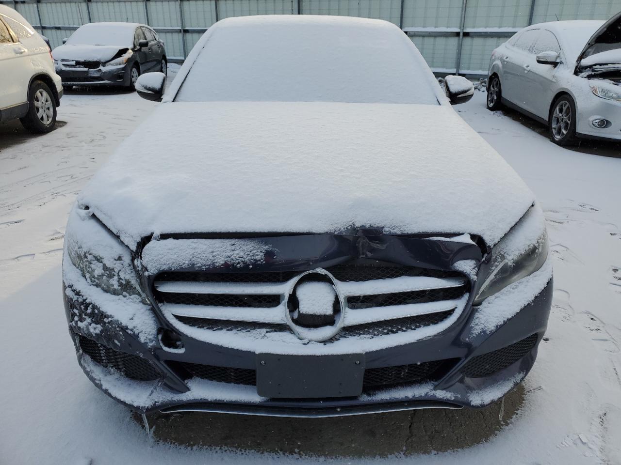 2015 Mercedes-Benz C-klasse VIN 55SWF4KB3FU068008 Copart auction photo, front end damage thumbnail 5
