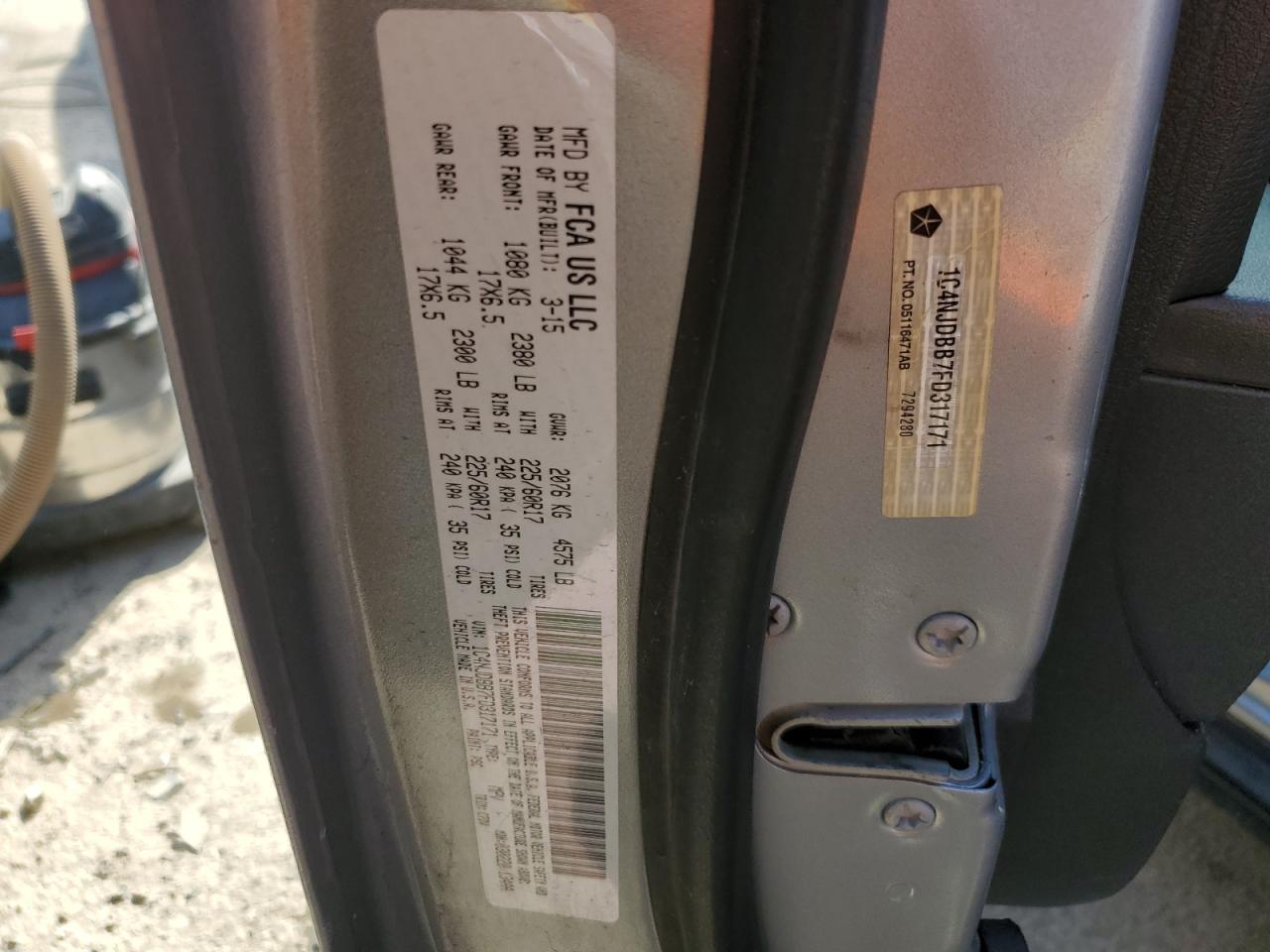 2015 Jeep Compass VIN 1C4NJDBB7FD317171 Copart auction photo, front end / rear end damage thumbnail 13