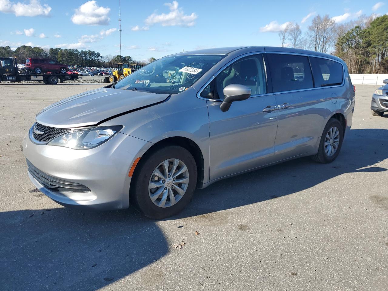 2017 Chrysler Pacifica VIN 2C4RC1DG8HR676015