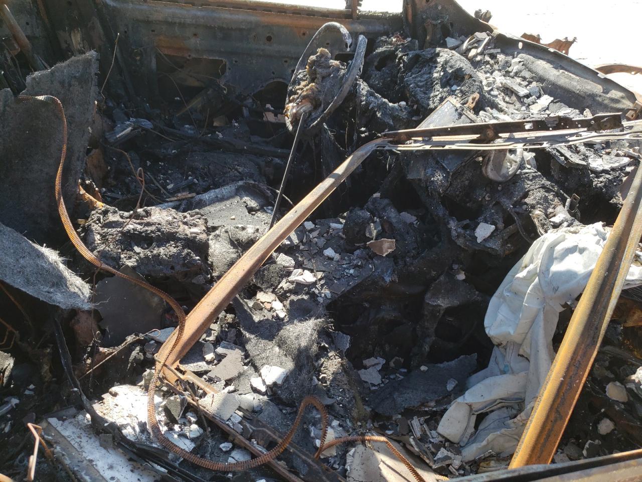 2019 Subaru Forester VIN JF2SKAUCXKH413921 Copart auction photo, burn damage thumbnail 5