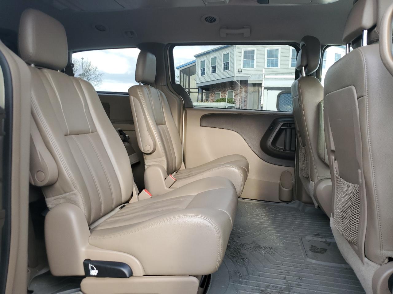 2014 Chrysler Town & Country VIN 2C4RC1BG5ER246716 Copart auction photo, rear end damage thumbnail 11