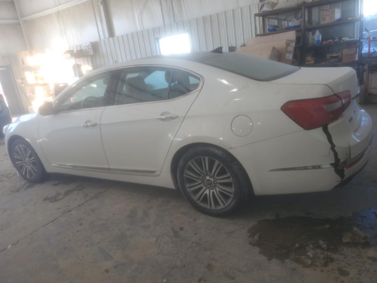 2015 KIA Cadenza VIN KNALN4D72F5194052 Copart auction photo, side / rear end damage thumbnail 2