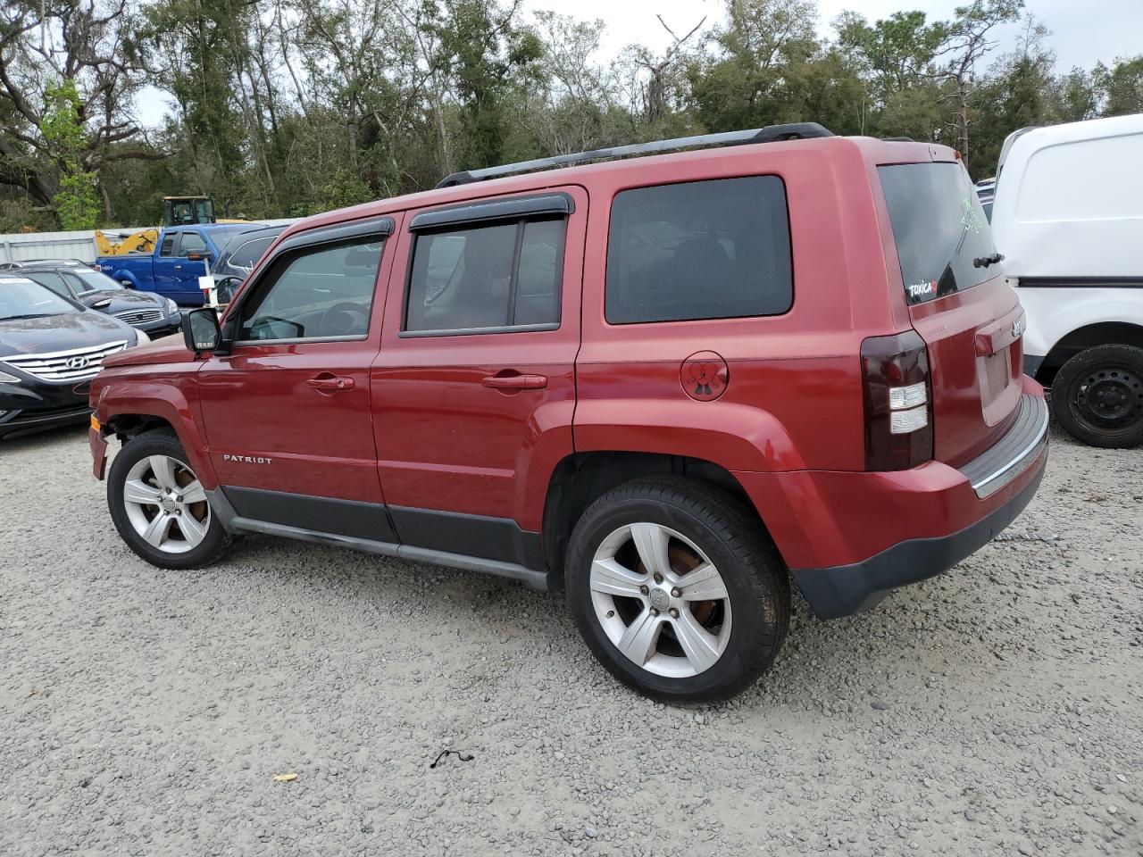 2011 Jeep Liberty (Patriot) VIN 1J4NT4GB2BD111358 Copart auction photo, front end / side damage thumbnail 2