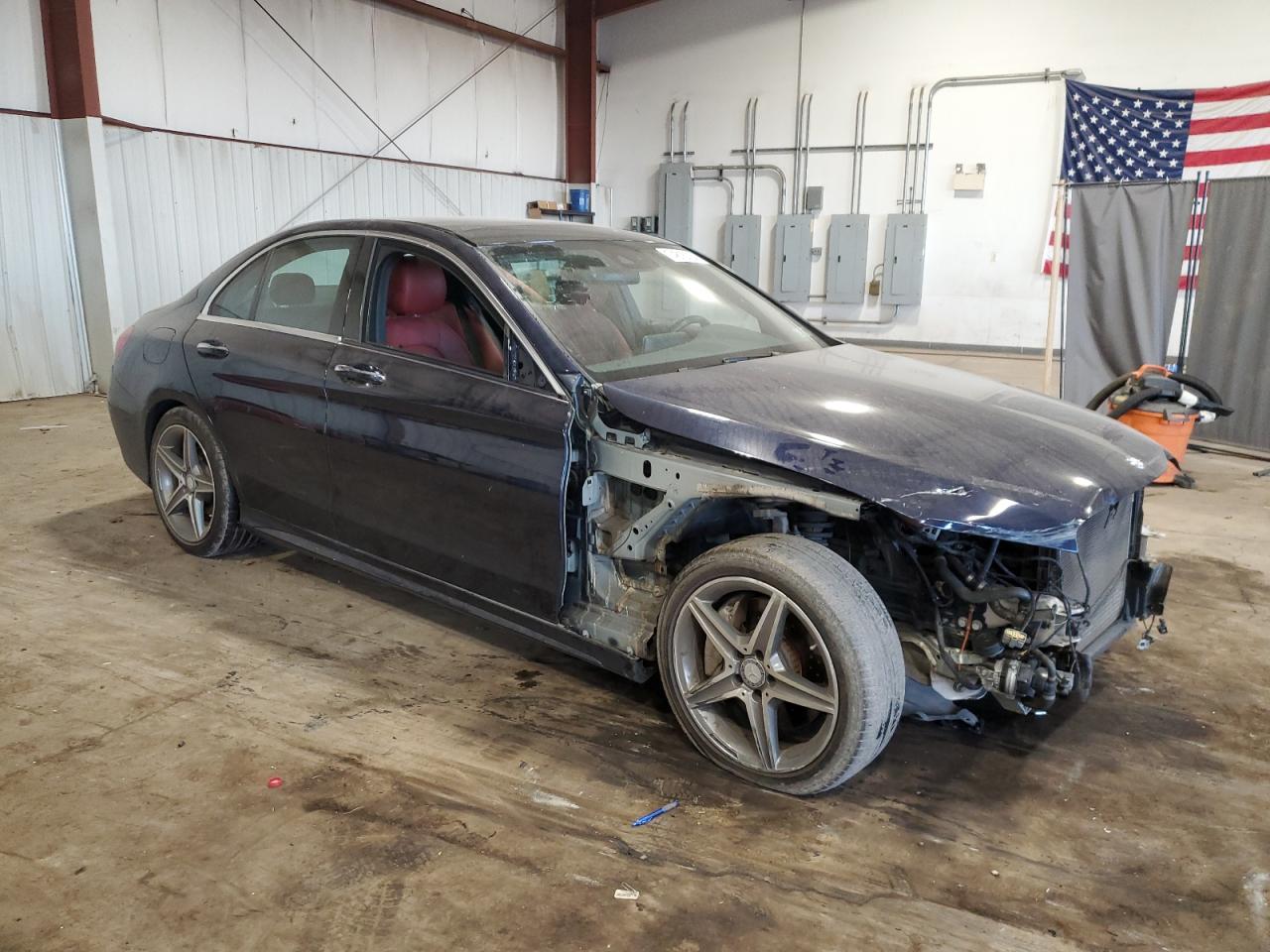 2016 Mercedes-Benz C-klasse VIN 55SWF4KB8GU117057 Copart auction photo, front end / partial repair damage thumbnail 4